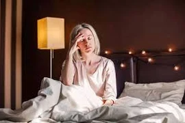 Những thói quen đẩy nhanh quá trình thoái hóa não