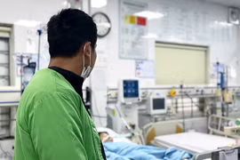 Cứu sống bé trai 12 tuổi ở Hà Nội bị đột quỵ não 