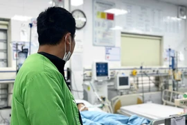 Cứu sống bé trai 12 tuổi ở Hà Nội bị đột quỵ não 