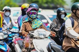 Cánh báo đợt nắng nóng kéo dài nhiều ngày tới