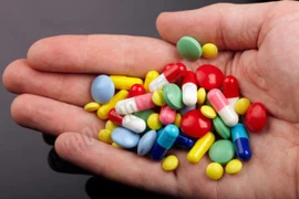 Cảnh báo nguy hiểm do tự ý mua thuốc điều trị