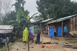 Sốt cao không đến bệnh viện, 1 học sinh tử vong 