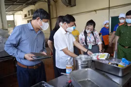 Bếp ăn tập thể Công ty Đồ chơi Chee Wah Việt Nam có nhiều vi phạm