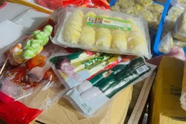 Thu giữ lượng lớn "xiên bẩn", viên thả lẩu sắp tuồn ra thị trường