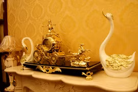 Ngắm hàng siêu xa xỉ ở Vincom Mega Mall