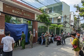 Vụ cây phượng đè học sinh tử vong: Bộ trưởng gửi lời chia buồn