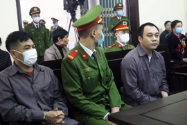 Vụ Innova đi lùi trên cao tốc 5 người chết: Tài xế container không nhận lỗi, lái xe Innova thú nhận uống rượu 