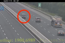 Rùng mình clip ô tô phóng ngược chiều gần 5 km trên cao tốc Hà Nội - Hải Phòng