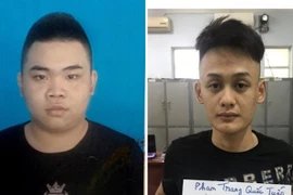 Bắt 2 đối tượng dùng dao, bình xịt hơi cay tấn công người đi đường ở TP.HCM