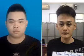 Bắt 2 đối tượng dùng dao, bình xịt hơi cay tấn công người đi đường ở TP.HCM