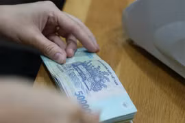 Gửi tiền để có lãi suất tiết kiệm ngân hàng nào cao nhất?