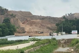 Công ty xi măng Xuân Thành khai thác mỏ khi chưa có giấy phép?