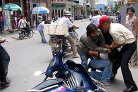 Một phụ nữ 52 tuổi dũng cảm bắt cướp