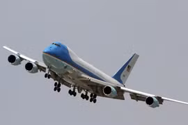 Mỹ tìm ứng viên thay thế chuyên cơ tổng thống