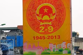 Pano mừng 2/9 sai tên nước: Phòng VH-TT quận nói gì?