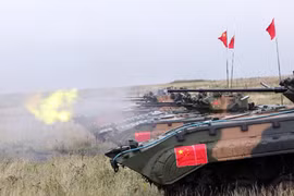 Quân đội Nga, Trung tập trận bắn đạn thật 