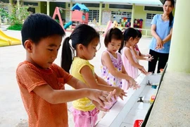 TP.HCM: khuyến cáo người dân cảnh giác dập dịch