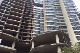 Ngân hàng chật vật phát mãi nợ xấu bất động sản