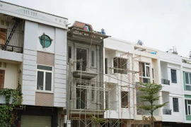 Xẻ 'đất vàng' làm nhà trái phép ở Đắk Lắk: Bất lực hay bao che?