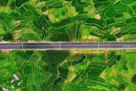 Du lịch Quảng Ninh - từ mùa hè 2022 đến “kỳ quan bốn mùa”