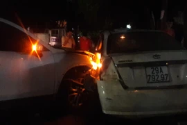 "Ô tô điên" gây tai nạn liên hoàn, náo loạn đường phố