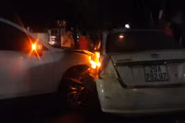 "Ô tô điên" gây tai nạn liên hoàn, náo loạn đường phố