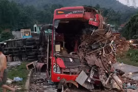 Rùng mình hiện trường những vụ tai nạn xe khách “kinh hoàng” 6 tháng đầu 2019