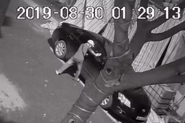 Ô tô trong KĐT Vân Canh bị trộm phá cửa kính, trộm cắp