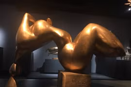 Cây đại thụ điêu khắc Việt - Tạ Quang Bạo tổ chức triển lãm