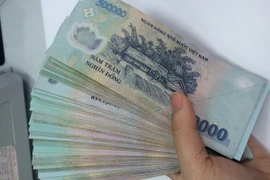 Hai phụ nữ mất hàng chục triệu đồng vì... “trúng thưởng“!