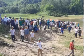 Nghệ An: Tìm thấy thi thể 2 học sinh đuối nước ở sông Lam