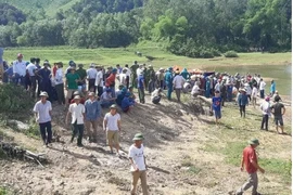 Nghệ An: Tìm thấy thi thể 2 học sinh đuối nước ở sông Lam