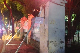 Lý do tường nhà khách La Thành phải "chống nạng" sắt