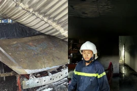 Ô tô trong gara bốc cháy, gia đình hốt hoảng cầu cứu