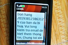 Bị hủy đơn hàng mua đôi giày "giá sốc”, khách "tố" Lazada lừa đảo