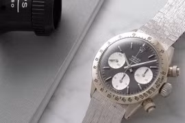 Chiếc Rolex được bán giá gần 6 triệu USD