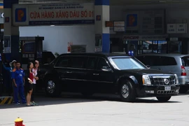 Những vật bất ngờ Tổng thống Obama mua ở Việt Nam