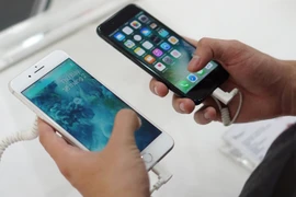Apple, Google thu đổi iPhone cũ giá rẻ mạt