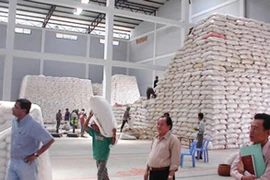 Gạo Campuchia đang “đe dọa” Việt Nam