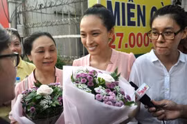 Cuộc sống của Hoa hậu Phương Nga sau hơn 1 năm tại ngoại ra sao?