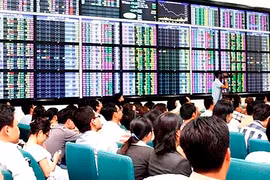 Cổ phiếu nào giá bèo bọt nhất sàn chứng khoán Việt?