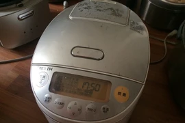 4 triệu mua nồi cơm điện Nhật cũ: Chồng “cuồng” hàng bãi, vợ phát hãi