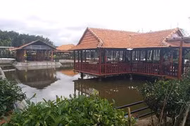 Kon Tum: Vợ cán bộ Cục thuế xây công trình khủng trên đất nông nghiệp