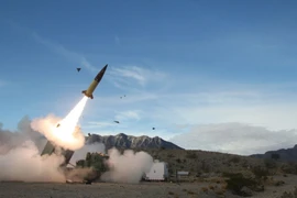 Nga nghiên cứu hệ thống hiệu chỉnh đường bay của tên lửa ATACMS