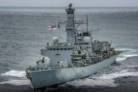 Hải quân Hoàng gia Anh đăng tuyển Chuẩn Đô đốc trên mạng xã hội