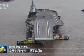 Cận cảnh tàu sân bay Phúc Kiến hiện đại nhất của Trung Quốc