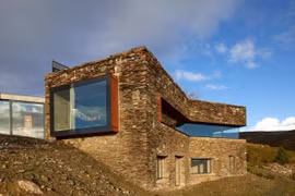 Tuyệt tác nhà đá kiến tạo từ tình yêu thiên nhiên 