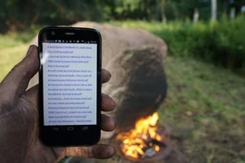 Tảng đá kỳ lạ có thể phát Wi-Fi… khi bị đốt nóng