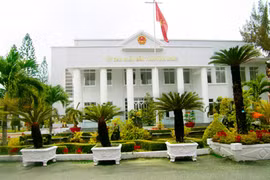 Kiện ủy ban tỉnh đòi bồi thường 3,5 tỉ đồng