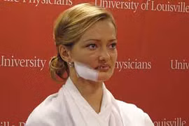 Mặt biến dạng vì chẩn đoán nhầm ung thư